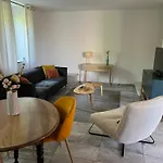 Valent Villa
