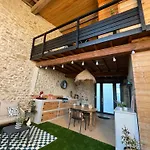 Valent Villa *