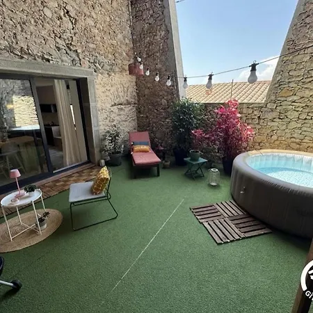 Valent Villa *