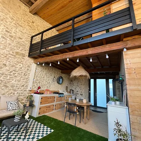 Valent Villa *